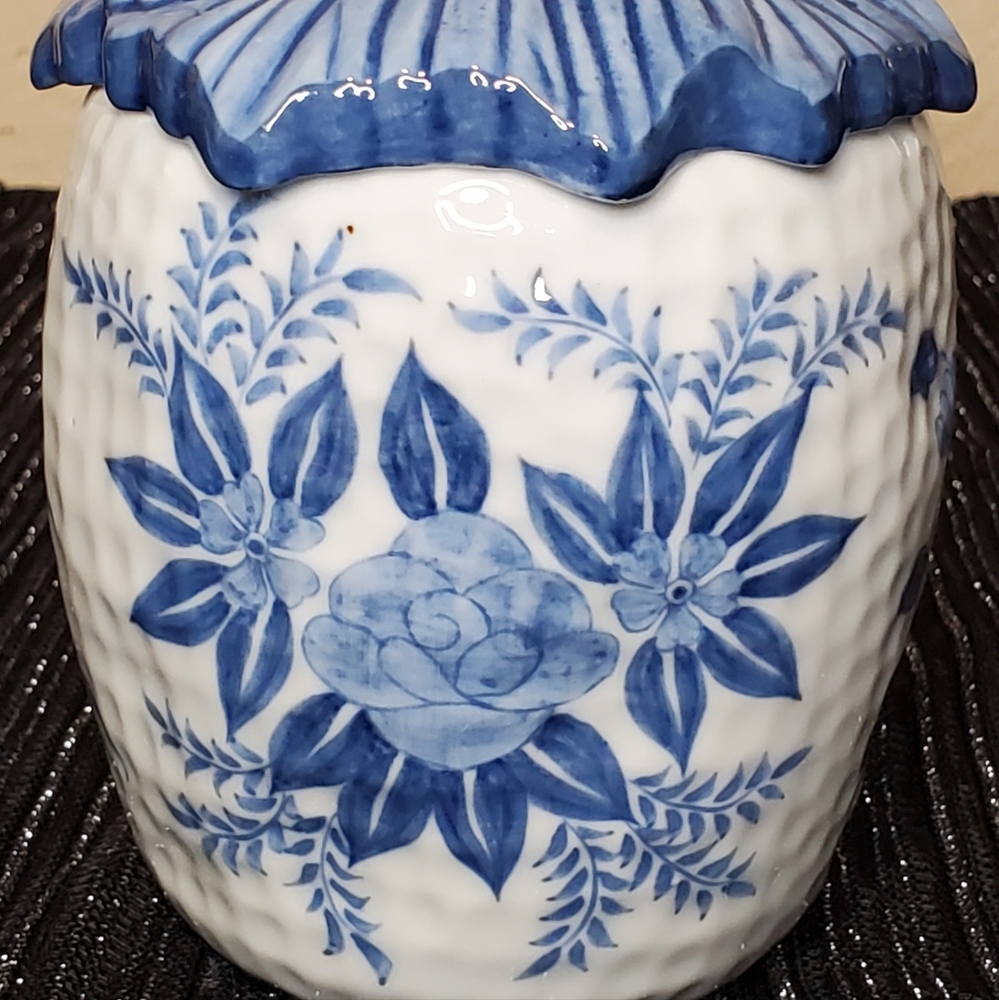Hand Painted NORA FENTON DESIGN Lidded Cannister Jar
